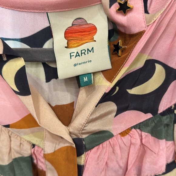 FARM Rio Women's Colorful Ruffle Blouse - Picture 2 of 3